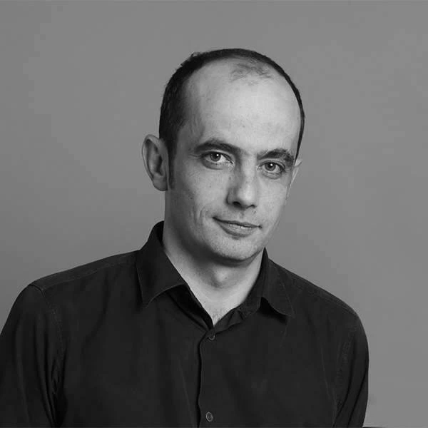 1588-blog-david-devaux-fondateur-de-l-agence-dda-devaux-et-devaux-architectes-600x600-copie