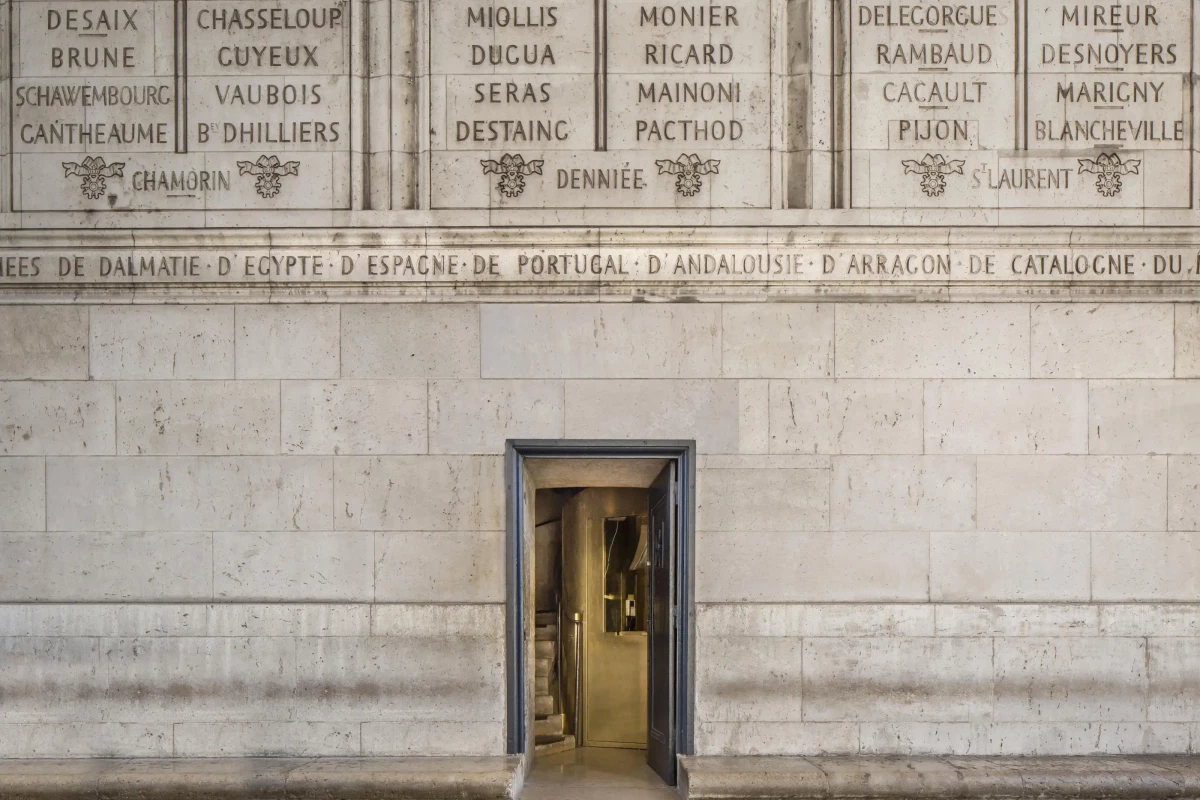 poste_sortie_arc-01dd