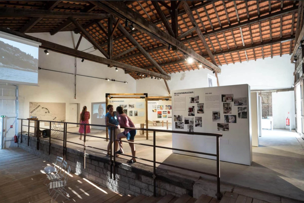 exposition-e-1027-restauration-de-la-villa-en-bord-5